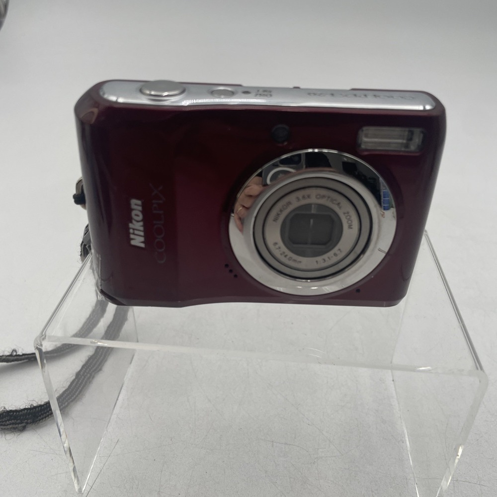 Nikon COOLPIX L20 10.0MP Digital Camera+Battery+SD Card - Tested Working*READ*